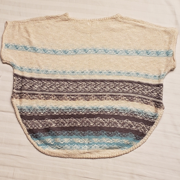 Lite and Airy Knit Top, Size L - Picture 2 of 9